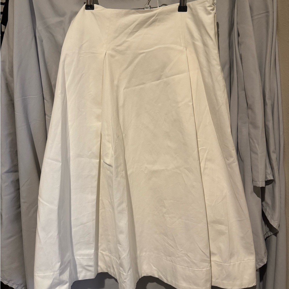 Gilli White Midi A-Line Skirt